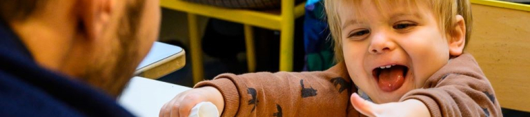 « Pierre, ciseaux, papier » / 1-3 ans